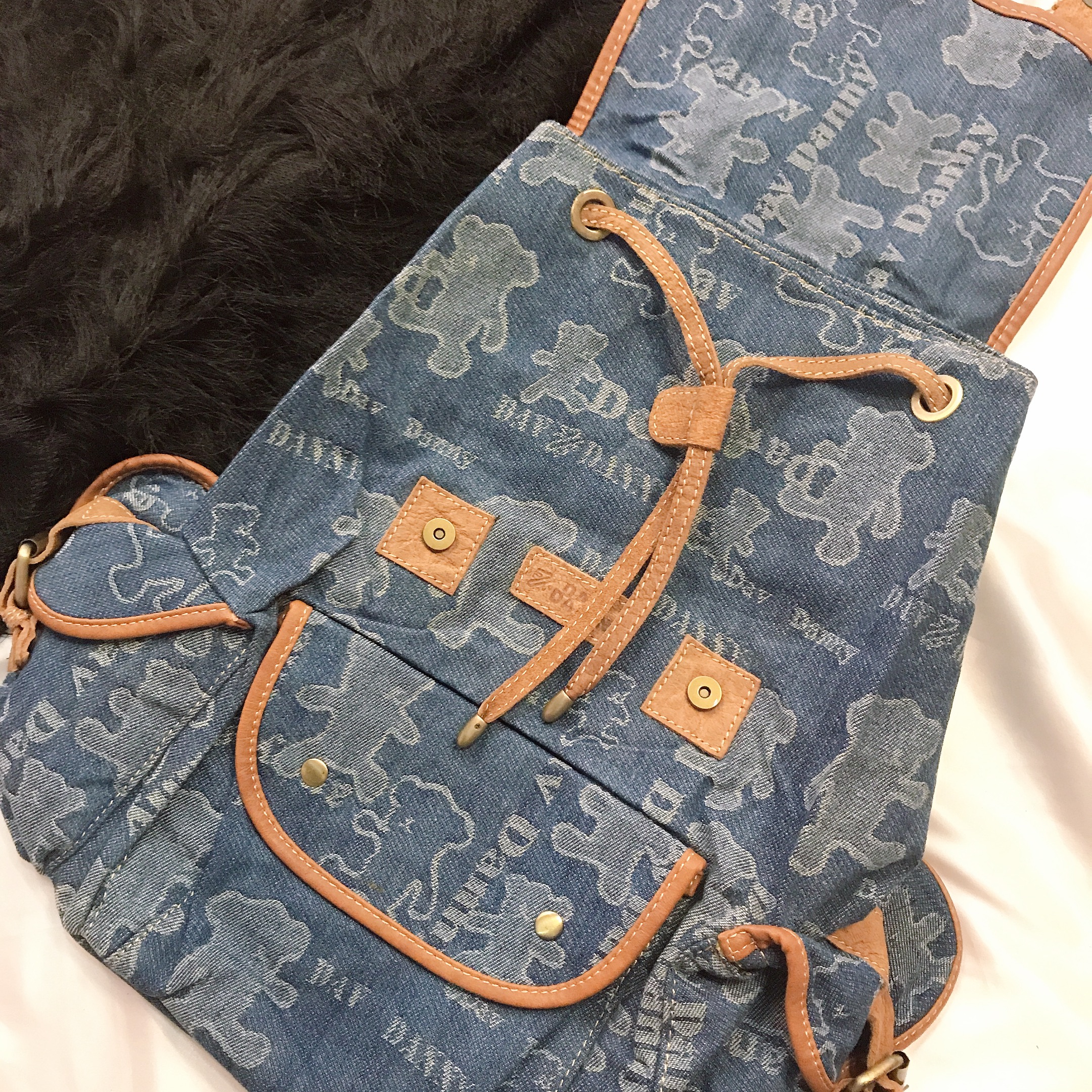 Balo thời trang nút gài thêu gấu Jean to nâu siêu xinh - DD186E857