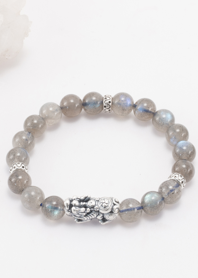 Vòng Đá Xà Cừ Xám Ánh Xanh Phối Charm Bạc Ngọc Quý Gemstones
