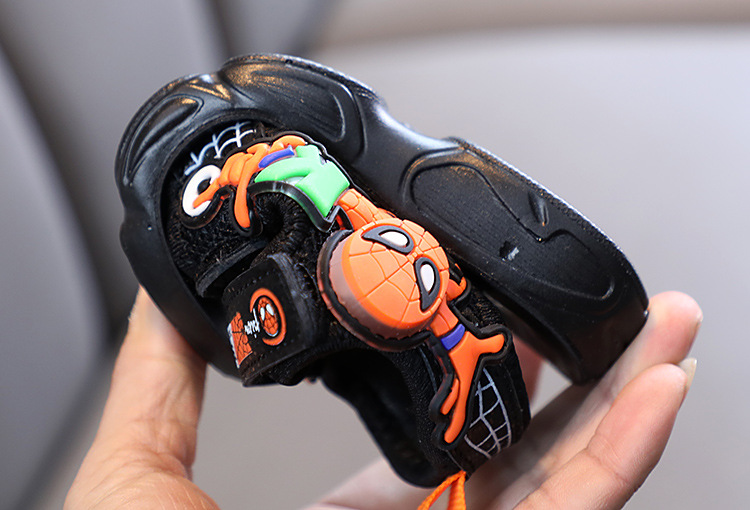 Giày Sandal Siêu nhân quai hậu cho bé, giày thể thao siêu nhẹ, êm nhẹ chống trơn có đèn nhấp nháy – GSD9163