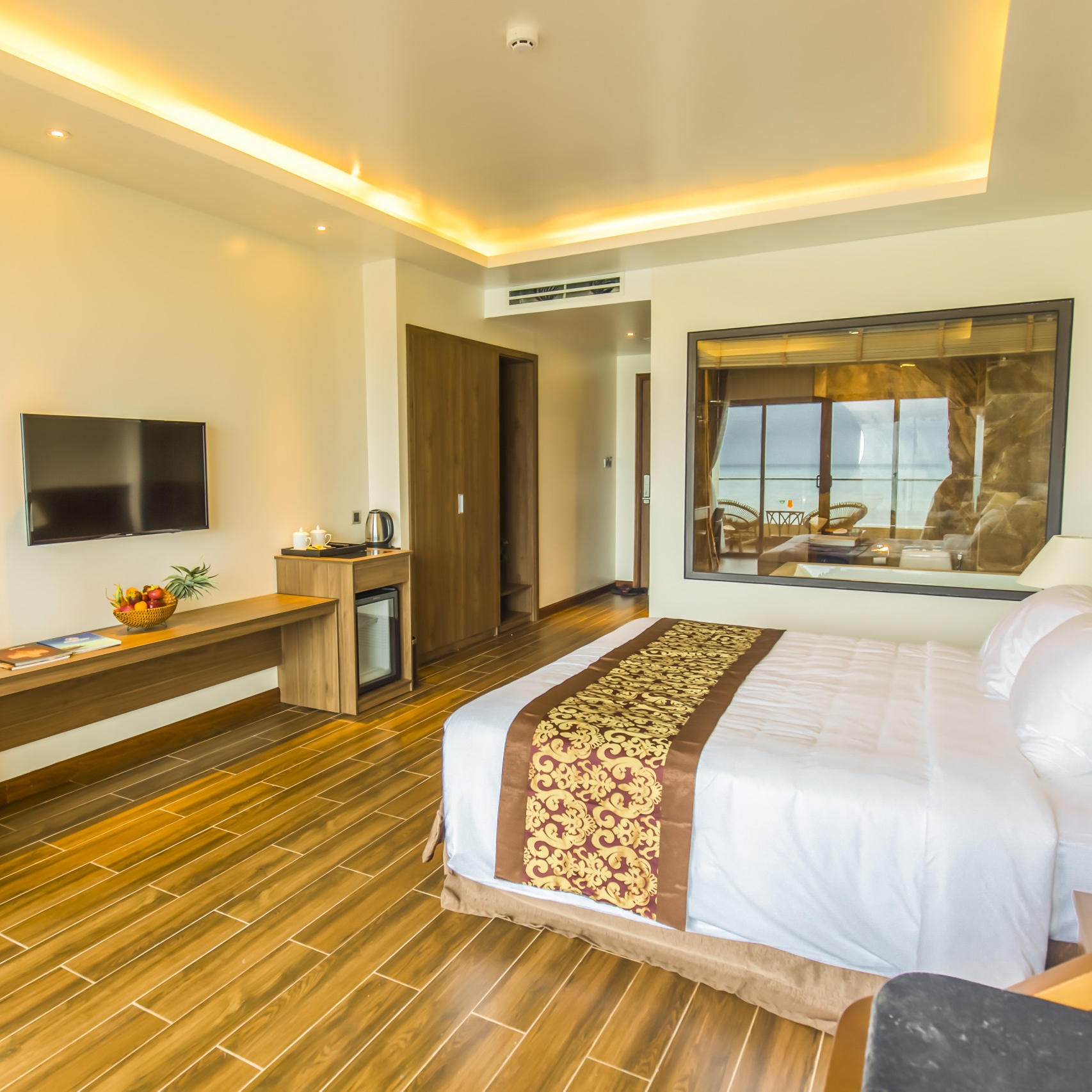 Coral Bay Resort 3* Phú Quốc - Bãi Biển Đẹp, Bữa Sáng, Gần Chợ Đêm, Ngay Trung Tâm Đông Dương