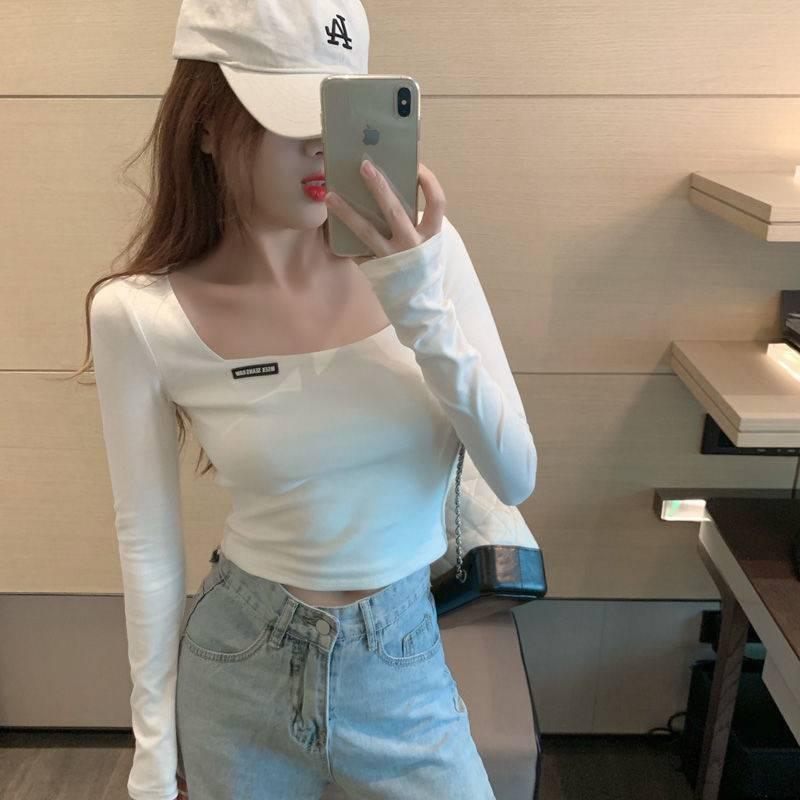 Áo Croptop Tay Dài Cổ Vuông Hàn Quốc