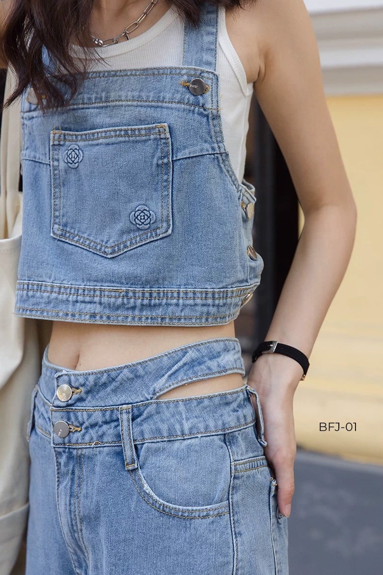 Quần Jeans nữ ống rộng Khoét Eo