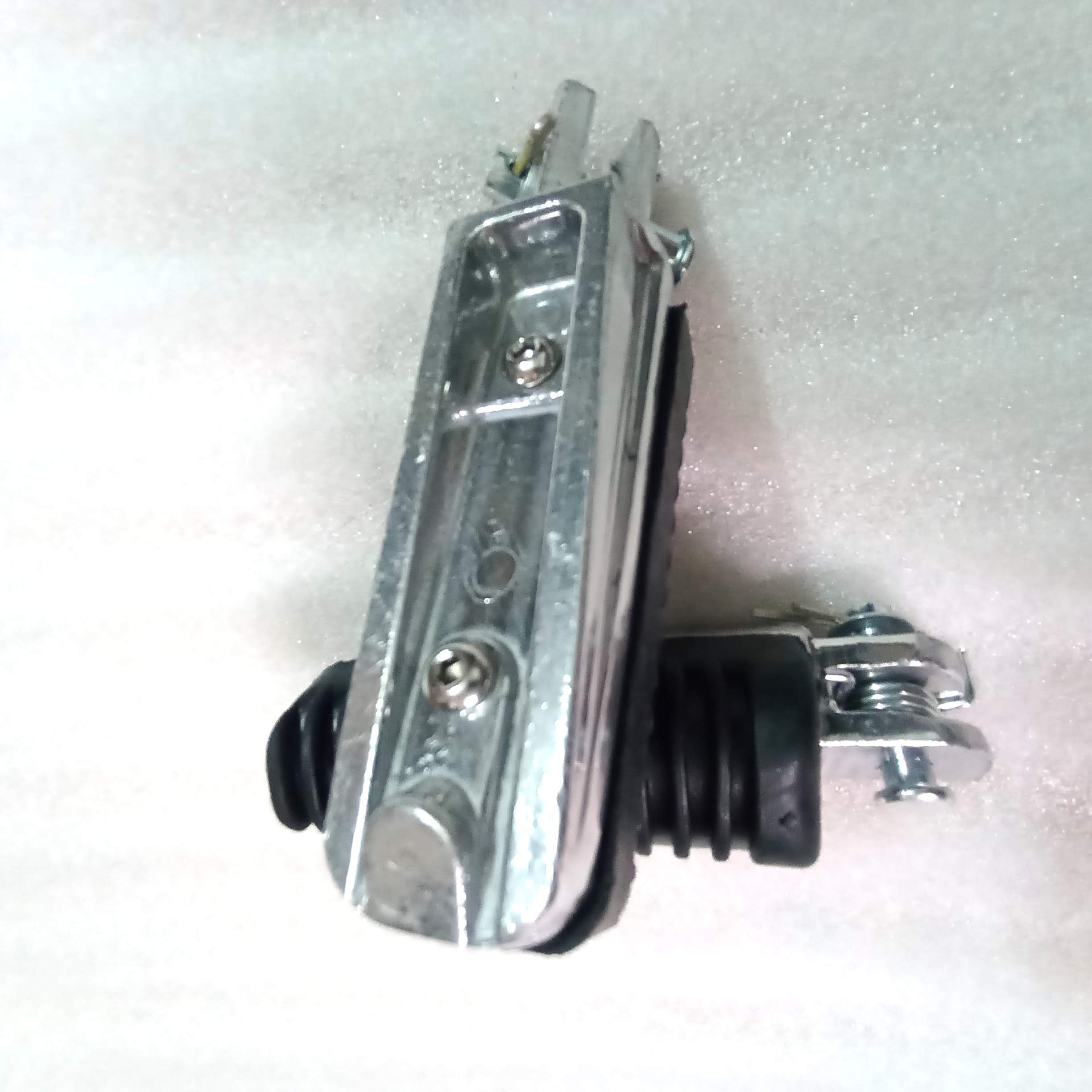 CẶP GÁC CHÂN TRƯỚC XE EXCITER 150