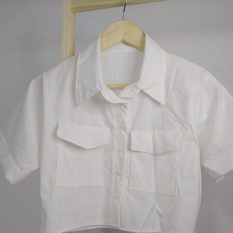 Áo sơ mi croptop tay ngắn