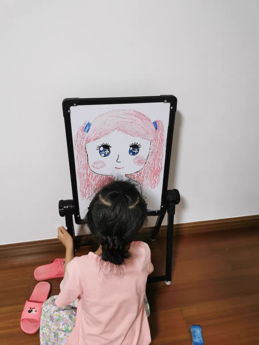 Bảng vẽ cho bé hai mặt có từ tính, không bám bụi kèm phụ kiện