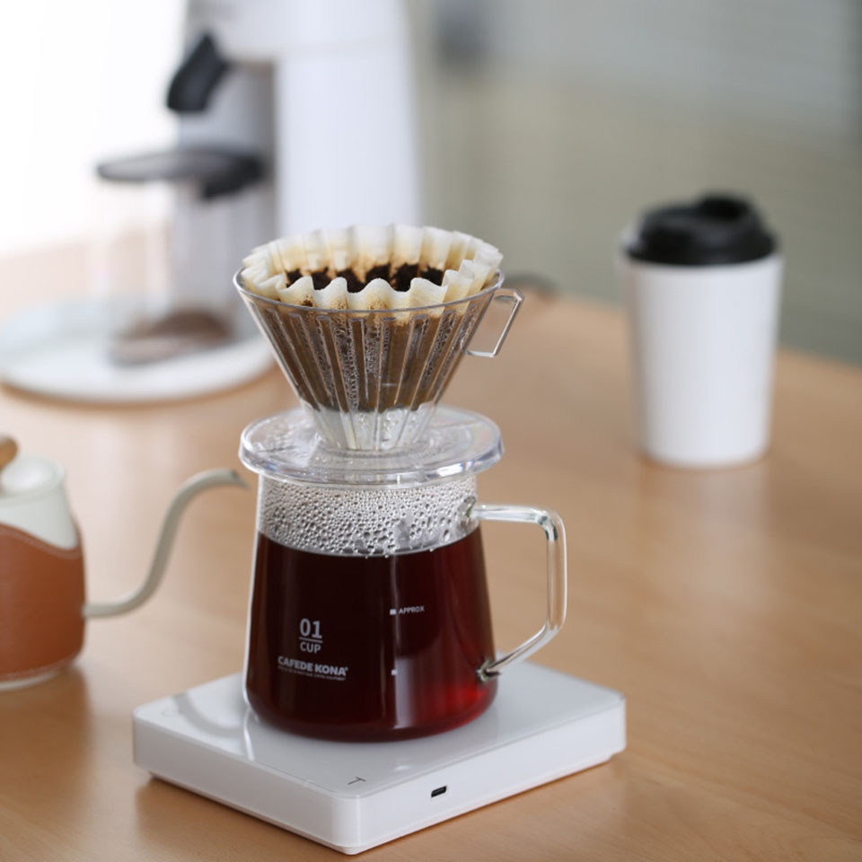 Chóp nón sứ chuyển đổi phễu V60 sử dụng với giấy Kalita Wave