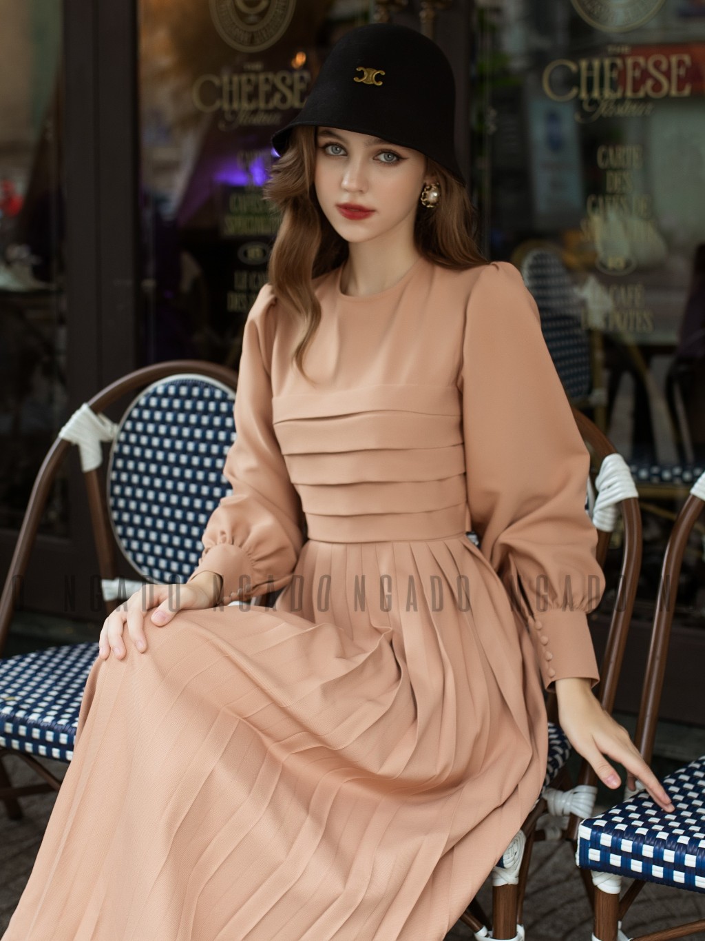 Đầm nâu xếp ly dài tay NGADO