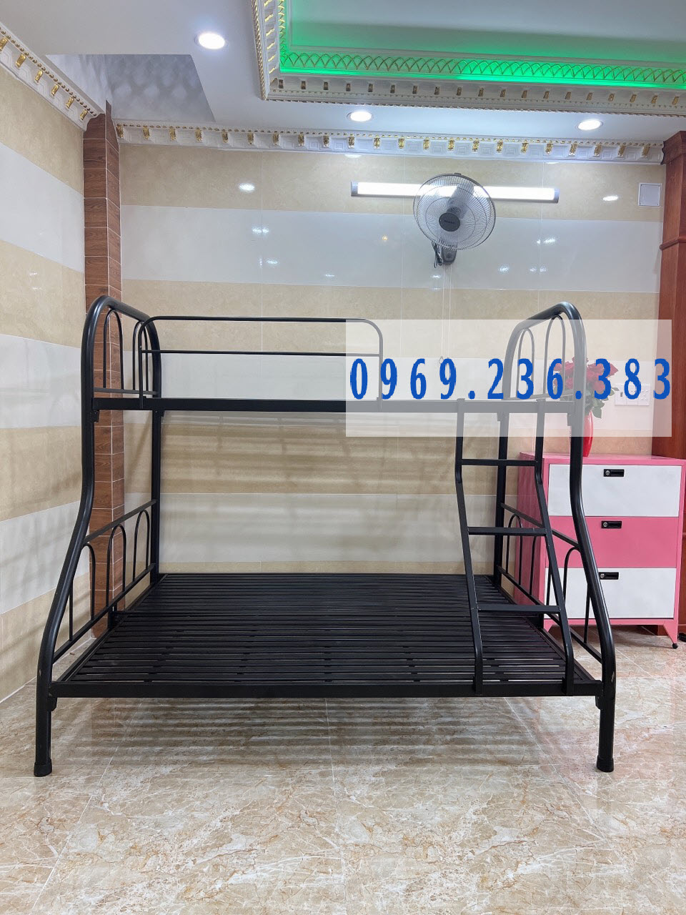 Giường sắt hai tầng Đại Thành tầng trên 1m tầng dưới 1m2 màu Đen