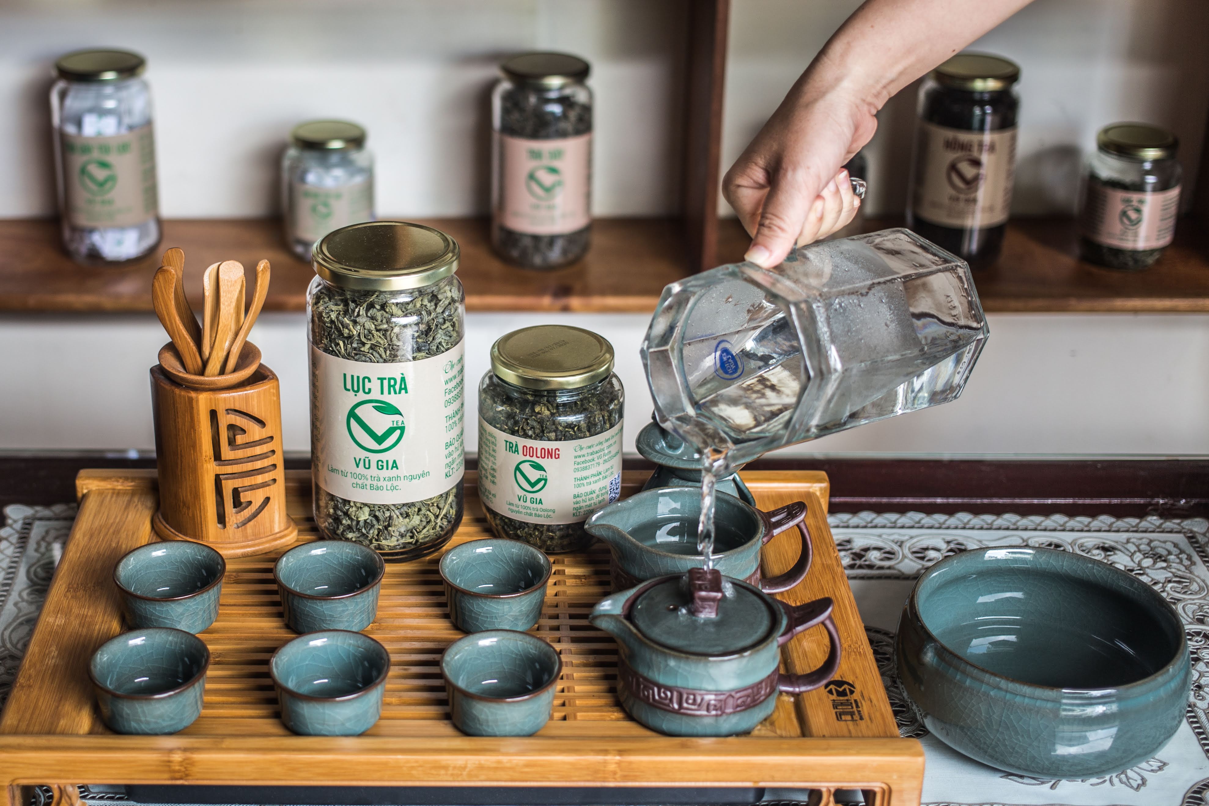 Trà Oolong Thượng Hạng Nguyên Chất Bảo Lộc Vũ Gia