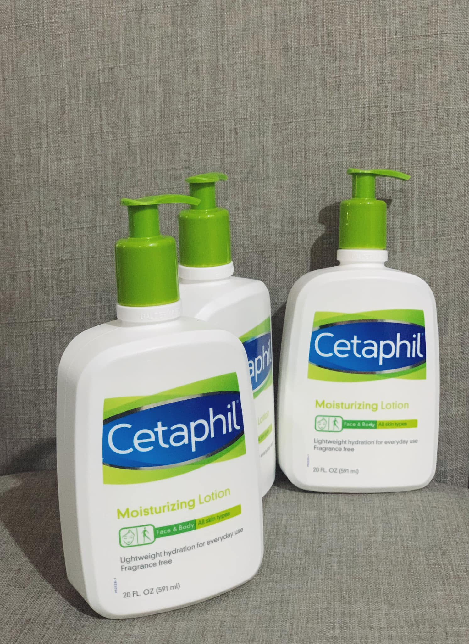 Sữa dưỡng ẩm toàn thân Cetaphil Moisturizing Lotion 591ml chai có vòi