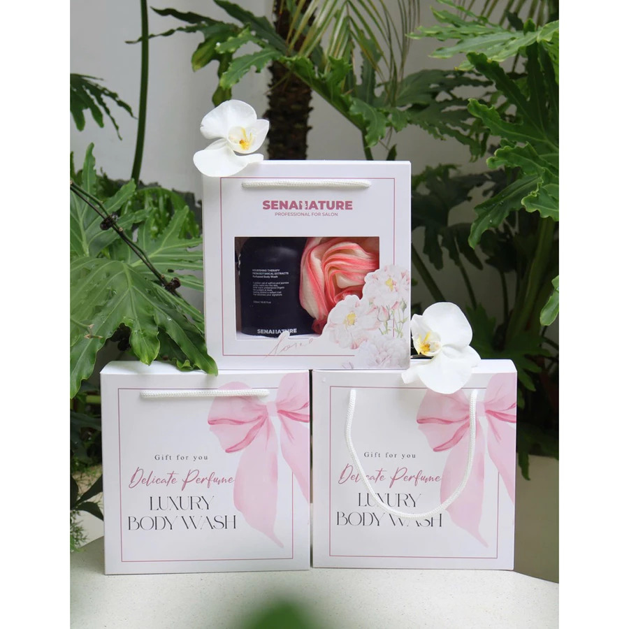 (Set quà tặng) sữa tắm nước hoa Senanature 500ml/1000ml (nâu) SENANATURE NOURISHING THERAPY FROM BOTANICAL EXTRACTS