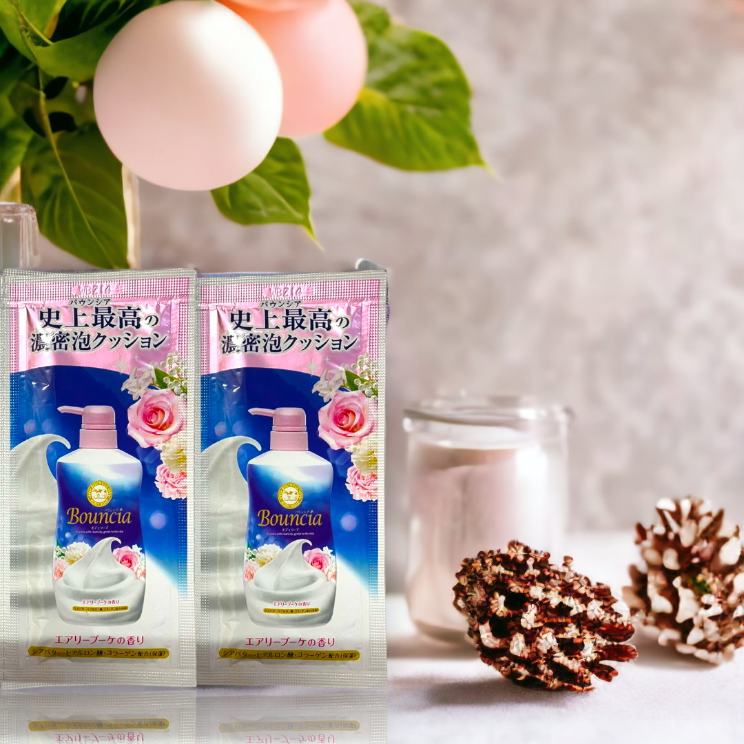 Set Mini - Sữa Tắm Dưỡng Trắng Mịn Da Chiết Xuất Sữa Bò Tươi Cow Milky Body Soap Floral ( 24mL) Random