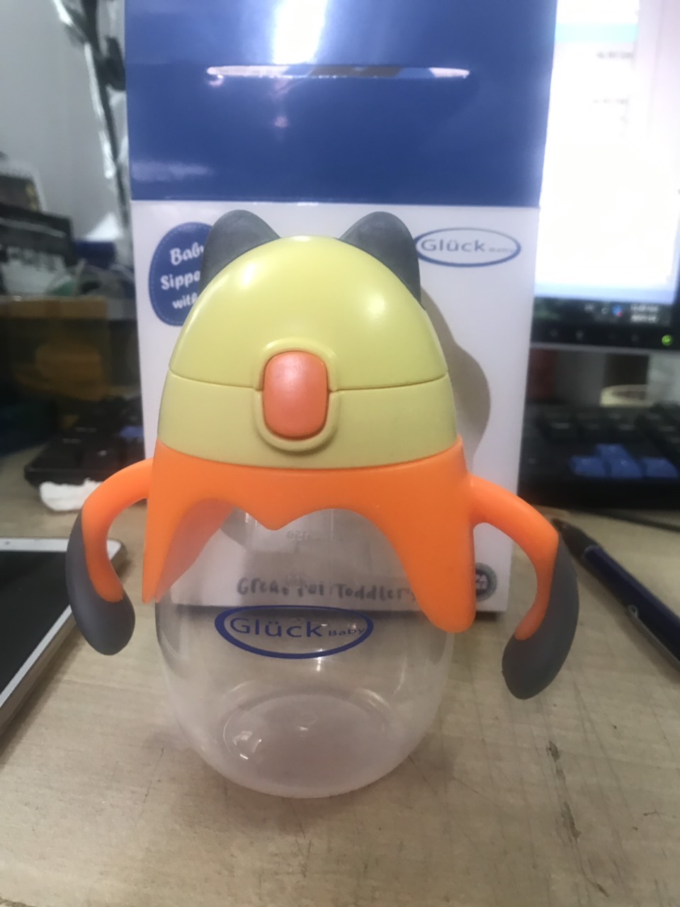 Bình tập uống có ống hút Gluck Baby