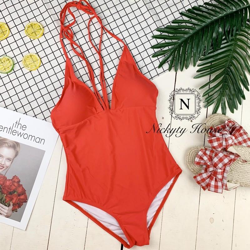 Bikini một mảnh đan dây trước ngực