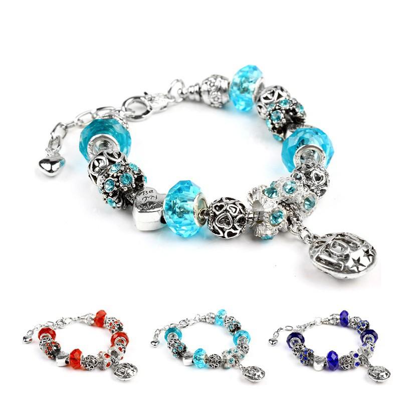 Vòng tay charm chữ Love mẫu mới