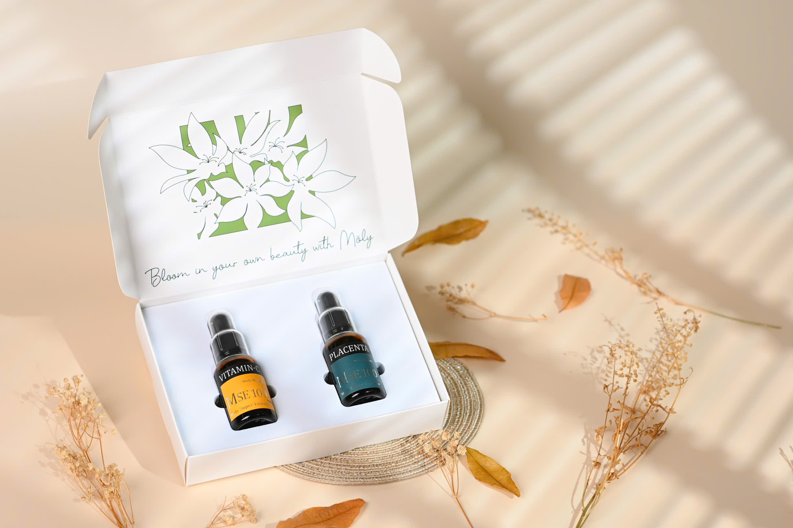 Bộ quà tặng MSE100 tinh chất nhau thai tái sinh Placenta 30ml + MSE100 tinh chất mờ nám sáng da Vitamin C 30ml - Mōly Beauty
