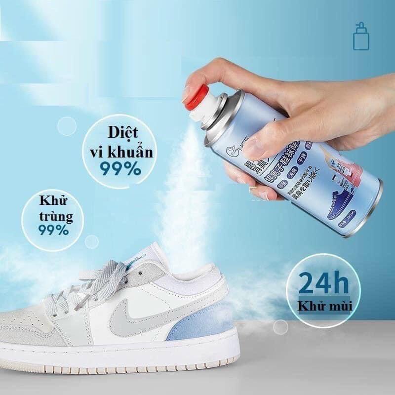 Lọ/Bình/chai Xịt khử mùi giày công nghệ Nano Bạc mùi dịu nhẹ 360ml đánh bay mùi hôi dép chân tủ giày hiệu quả (Chai to)