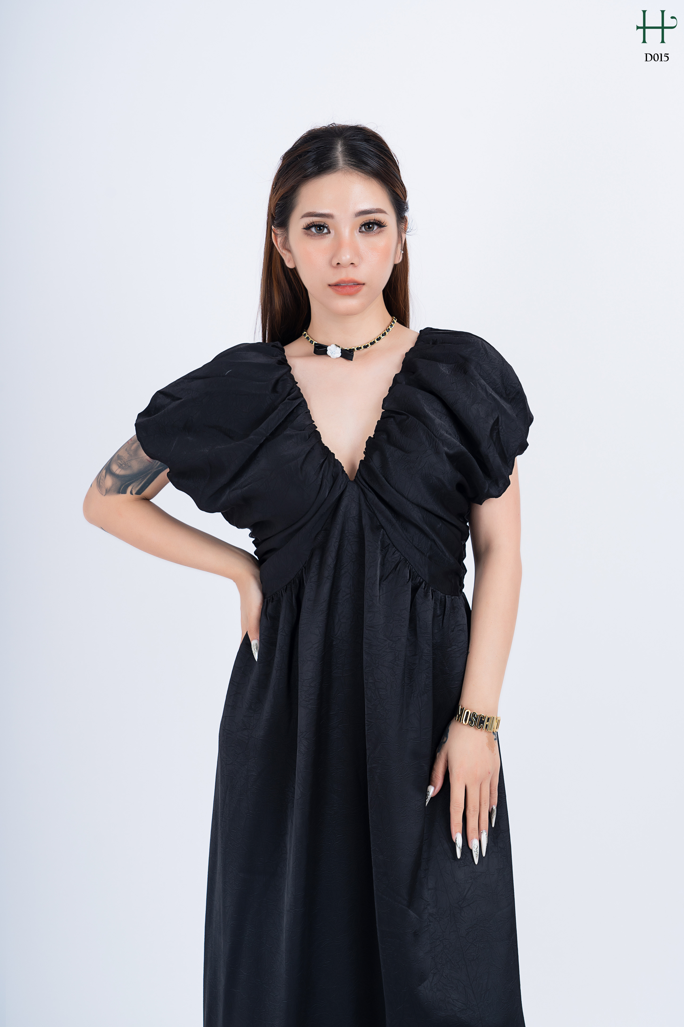 Đầm nhún tay cách điệu cho nữ