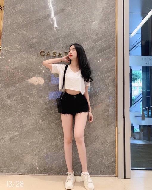 Short jean lai tua đen- trắng