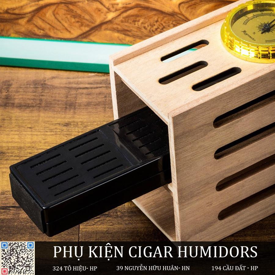 Hộp ủ của Lubinski YJA 60032