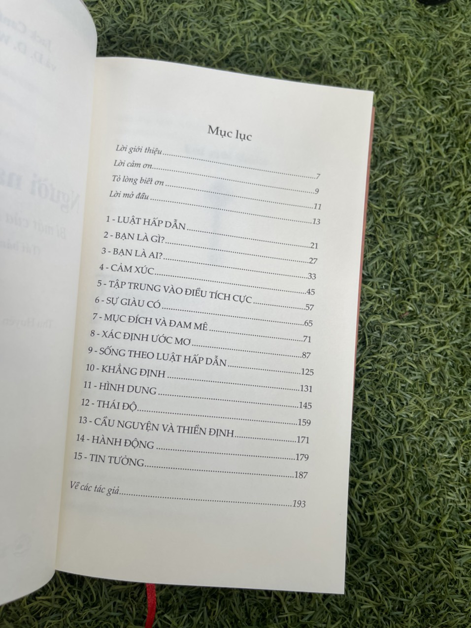NGƯỜI NAM CHÂM – Bí mật của luật hấp dẫn - Jack Canfield – Bìa cứng