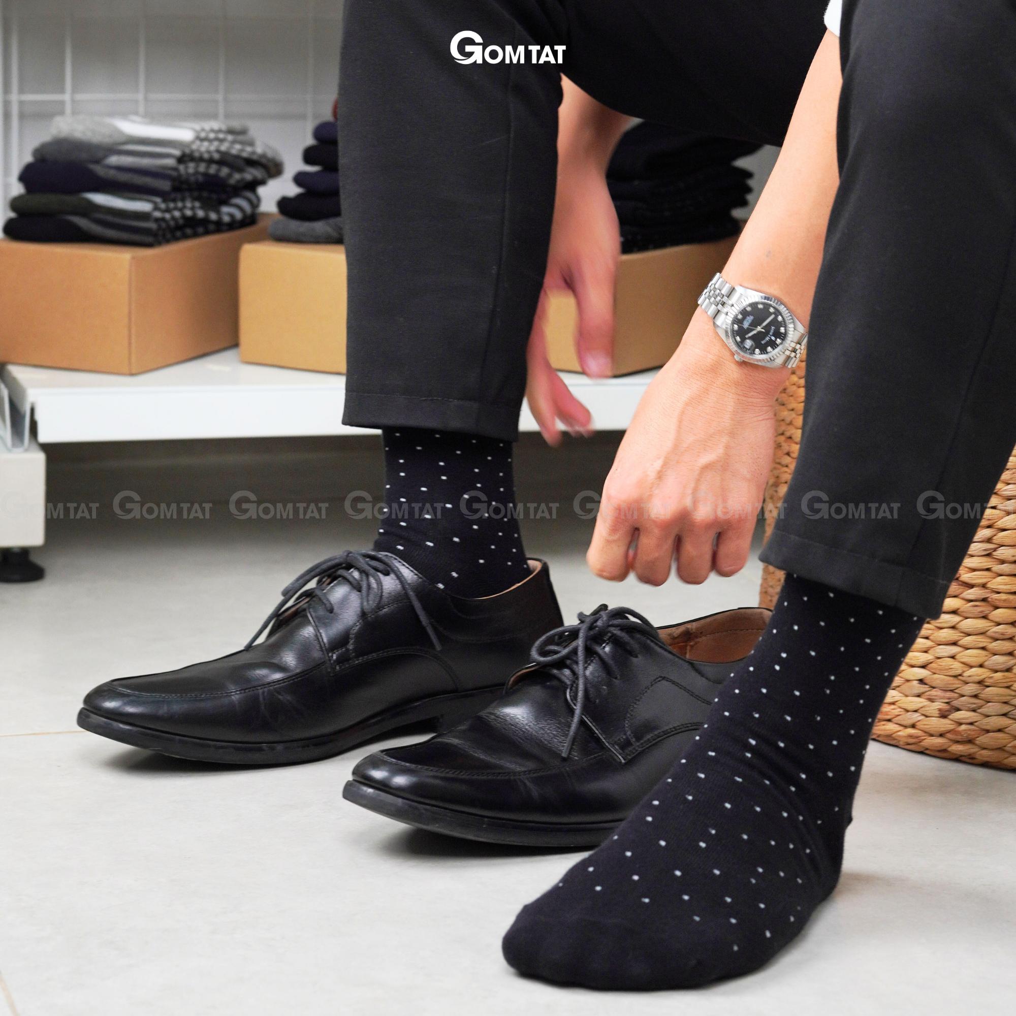 Hộp 5 đôi tất đi giày tây họa tiết chấm bi, vớ nam công sở cổ cao cao cấp, chất cotton hút ẩm, thoáng khí - GOM-CHAMBI-CB5