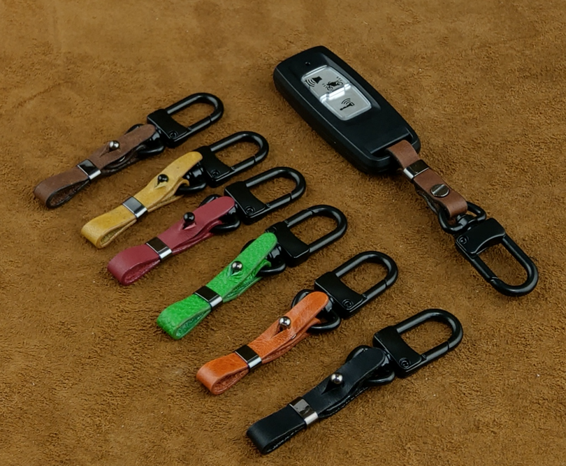 Móc khóa gắn vào chìa khóa xe ô tô Mazda / Toyota / Vinfast / Honda / Ford / Mercedes da bò thật - hàng chính hãng