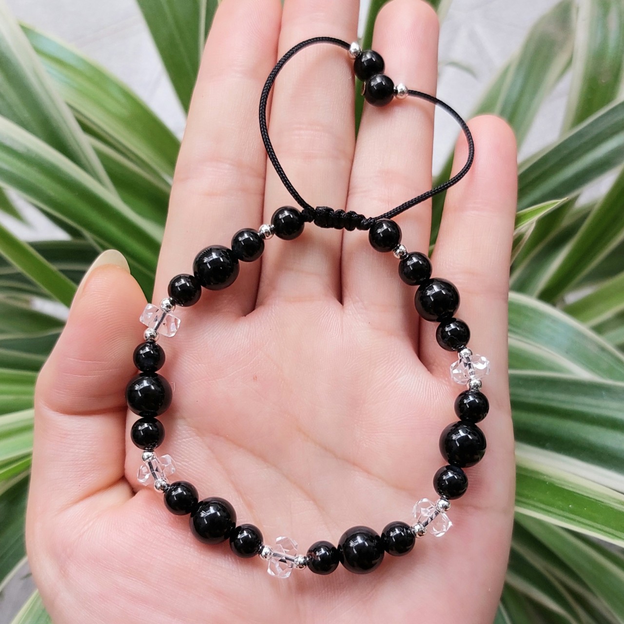 Vòng tay Nữ phong thủy đá huyền thạch mix đá thạch anh cao cấp cầu May Mắn Tài Lộc