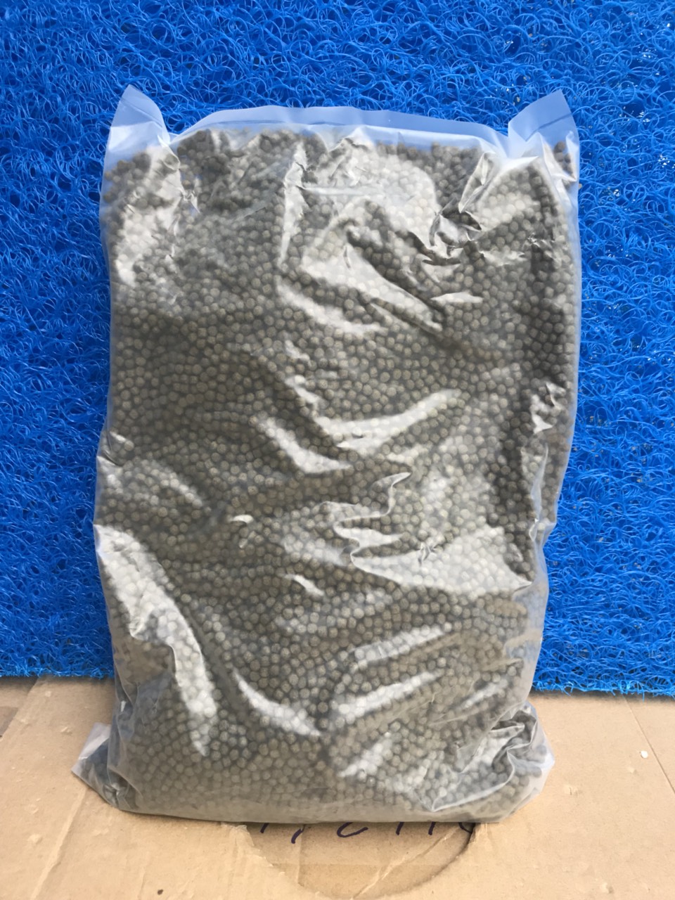 Thức ăn cá Koi 1kg