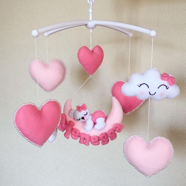 Vòng tròn treo nôi phối ren và pompom xinh xắn dùng làm treo nôi cho bé, kích thích thị giác, trang trí phòng xinh xắn