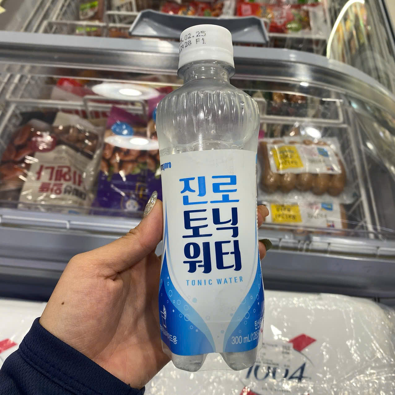 Nước Tonic Có Ga HiteJinro Hàn Quốc Chai 300ML