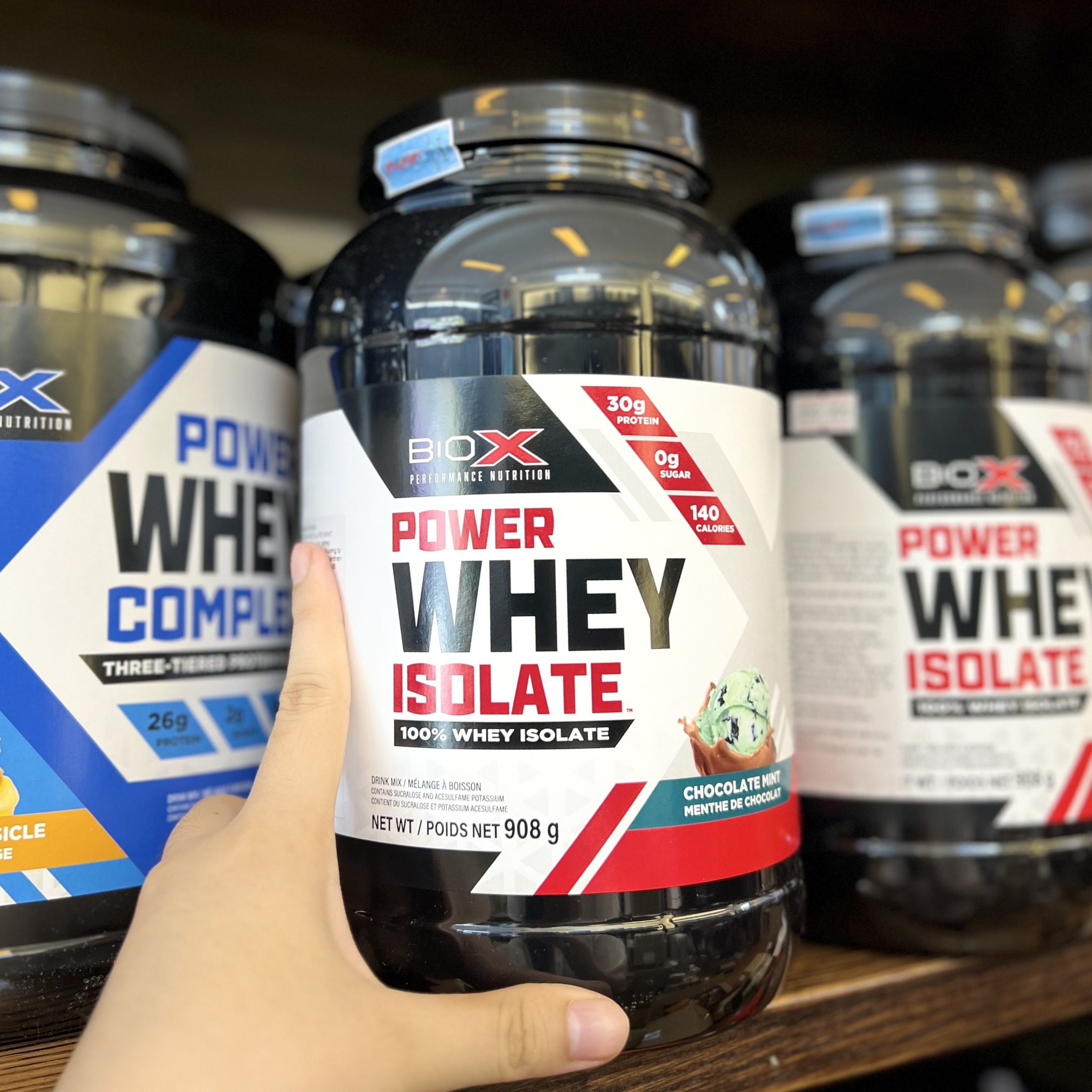 COMBO POWER WHEY ISOLATE BIOX TẶNG BCAA MUTANT 9.7