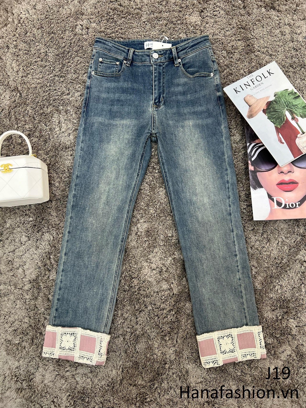 Quần Jeans hoạ tiết cơ bản - J19