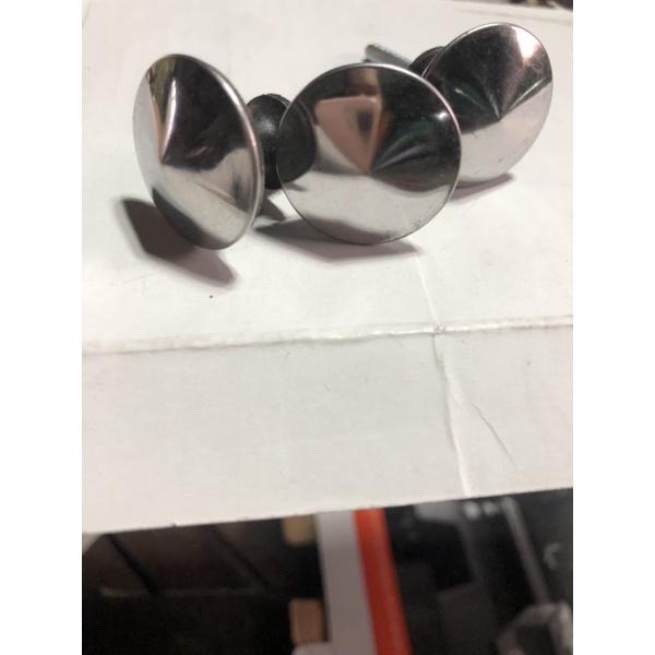 Núm tủ,nụ tủ tròn inox