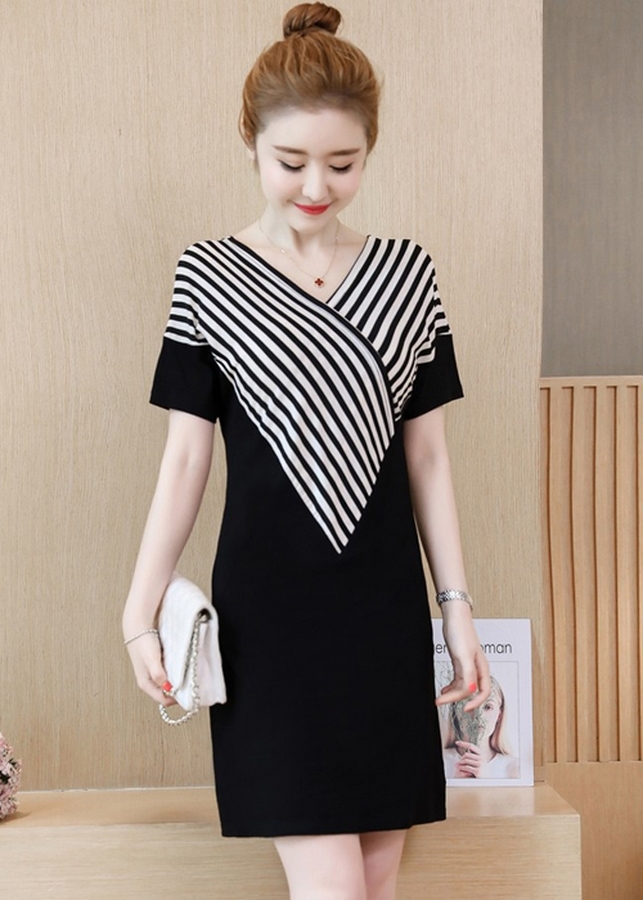 Đầm Nữ Suông Họa Tiết DS989 - Đen