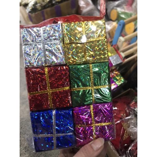 Set 6 hộp quà Giáng Sinh 6x6cm