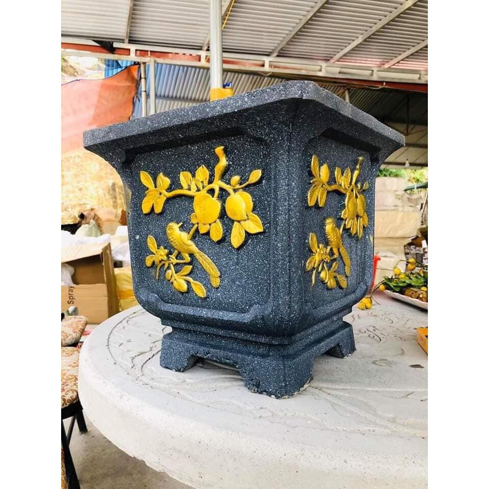 Khuôn đúc chậu cảnh vuông 35x35. khuôn có lòng trong dễ dàng sử dụng cho người mới bắt đầu