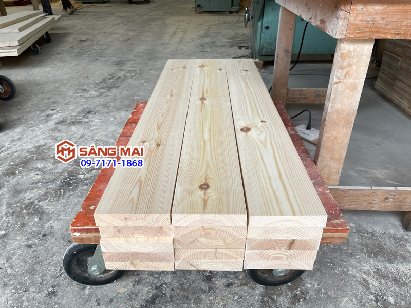 Tấm gỗ thông dày 3cm x mặt rộng 15cm x dài 120cm + láng mịn 4 mặt