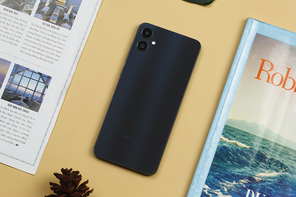 Điện Thoại Samsung Galaxy A05 - Hàng Chính Hãng
