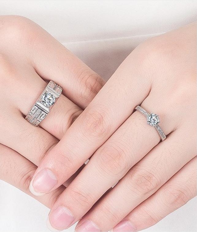 Nhẫn cặp nạm đá zircon BHN90