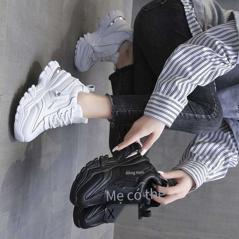 Giày nữ phong cách mới nhất điểm mới nhất giày hợp thời trang giày nhỏ màu trắng chịu mài mòn giày nữ cỡ lớn