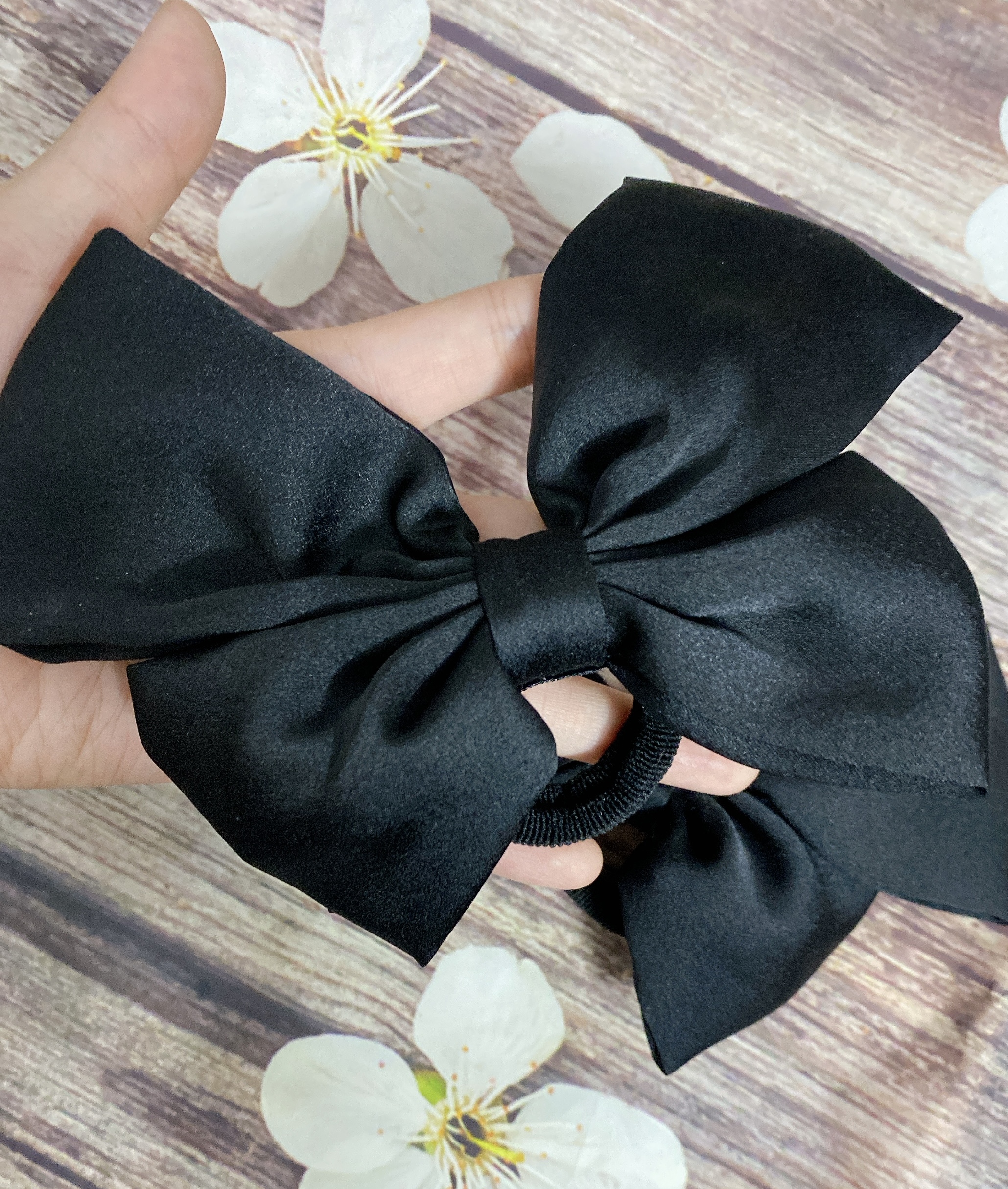 Cột Tóc Nữ Nơ Đen Vải Lụa Thanh Lịch Thời Trang