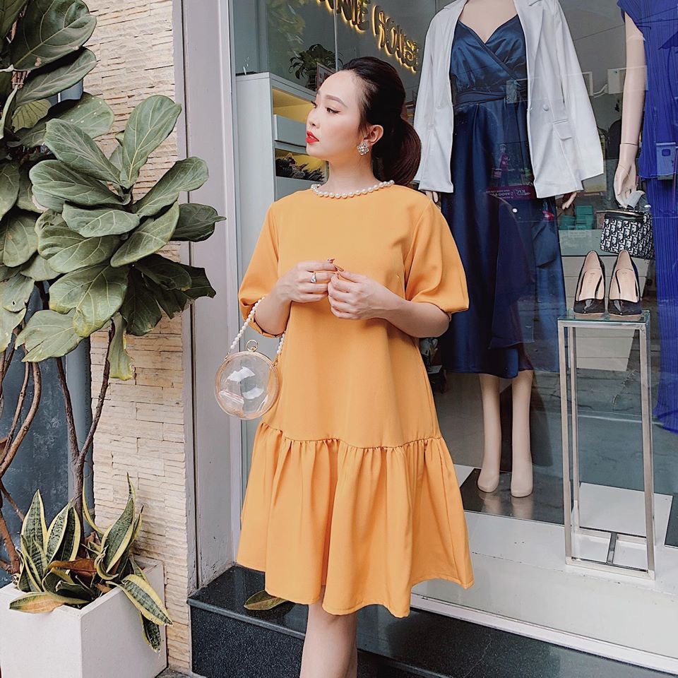 Đầm Suông Cổ Đính Ngọc Trai Thời Trang Giúp Chị Em Tự Tin Nổi Bật