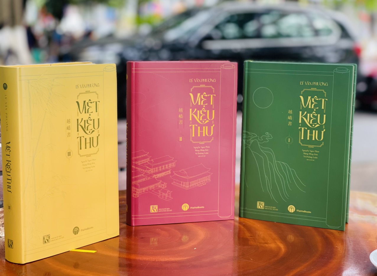 Sách: Bộ Việt Kiệu Thư (3 Tập) - MaiHaBooks