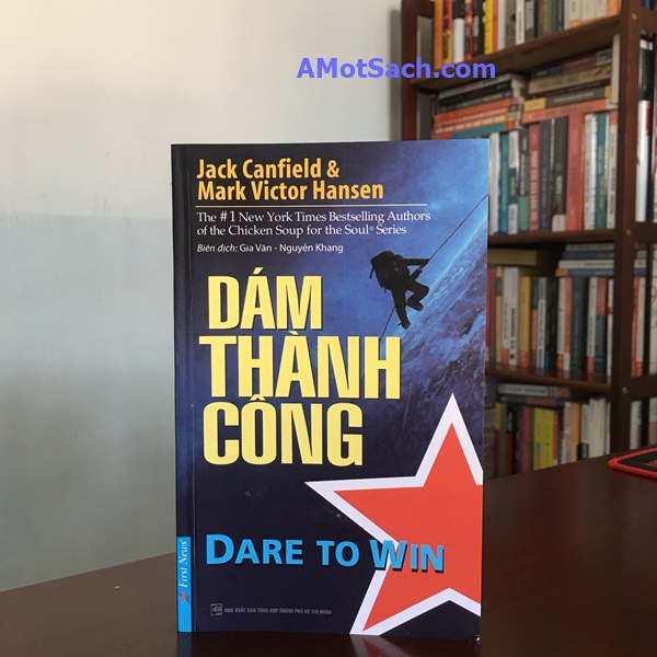 Combo Sách Kỹ Năng Sống: Khác Biệt Để Bứt Phá + Dám Thành Công -