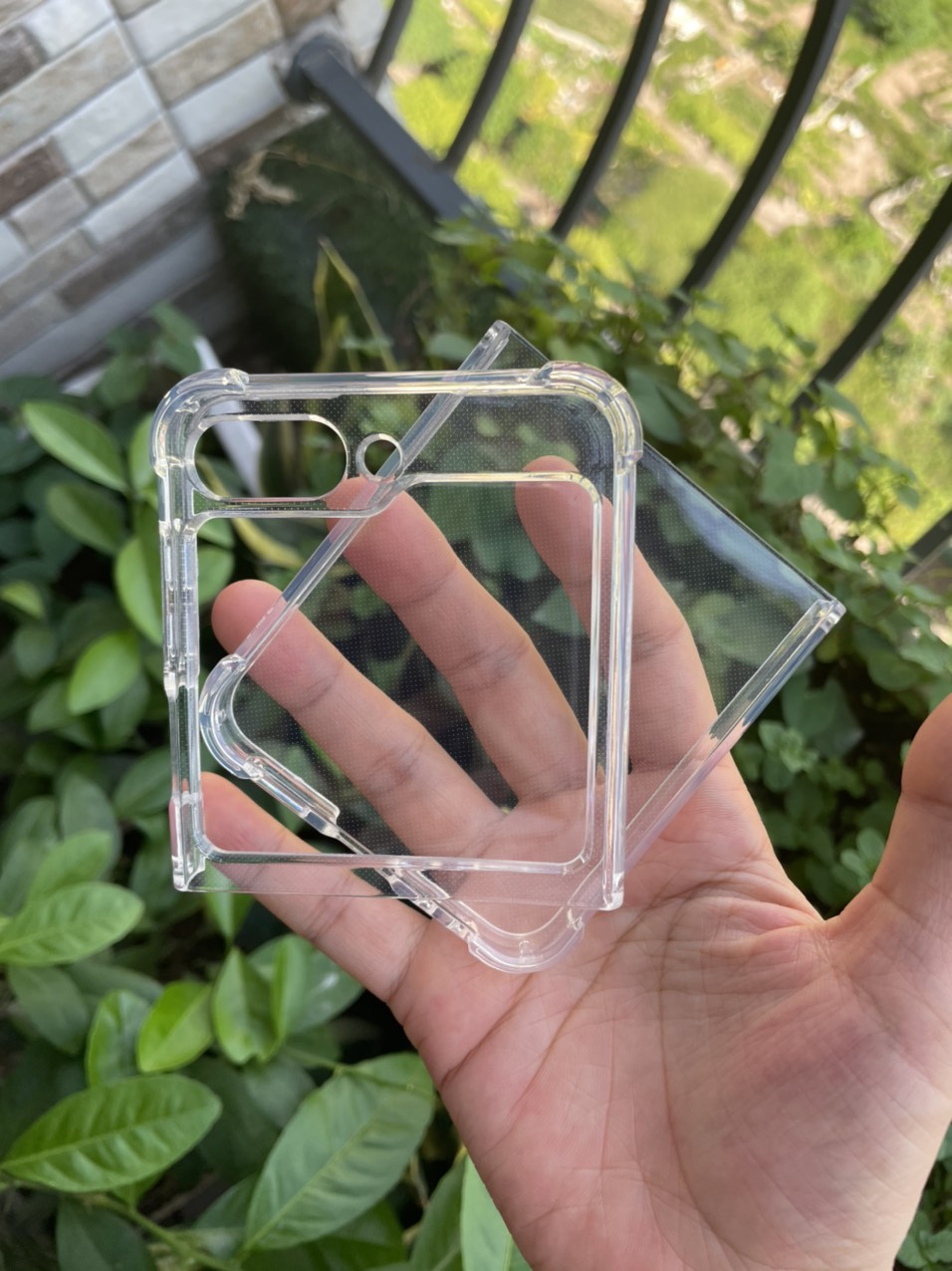 Ốp lưng dẻo cho Samsung Galaxy Z FLip 5 chống sốc 4 góc trong suốt , bảo vệ Camera