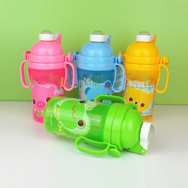 Bình nước 550ml cute