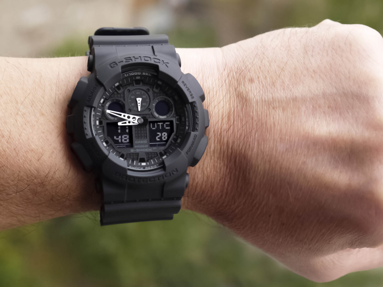 Đồng Hồ Nam Dây Nhựa Casio G-Shock GA-100-1A1HDR All Black Chính Hãng | GA-100-1A1