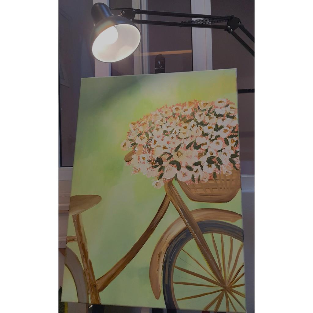 Tranh vẽ tay sơn dầu Acrylic tác phẩm Xe đạp và hoa