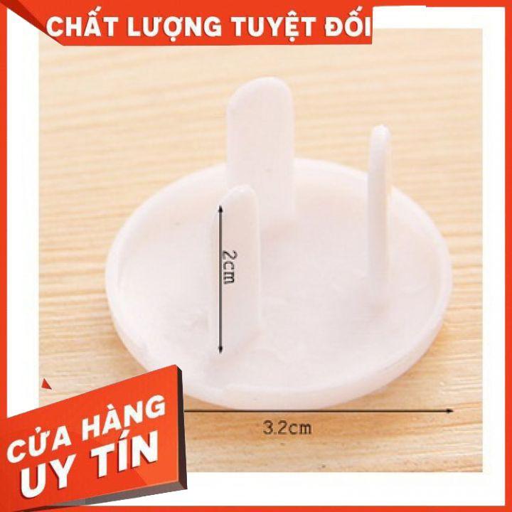 Bịt ổ điện an toàn cho trẻ nhỏ
